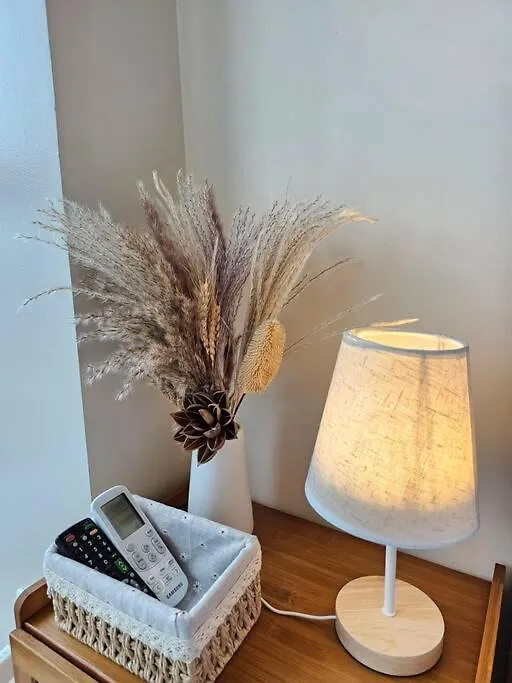 Apartment One Uptown Bgc Modern & Spacious, Great Location, 200Mbps & Washer Manila