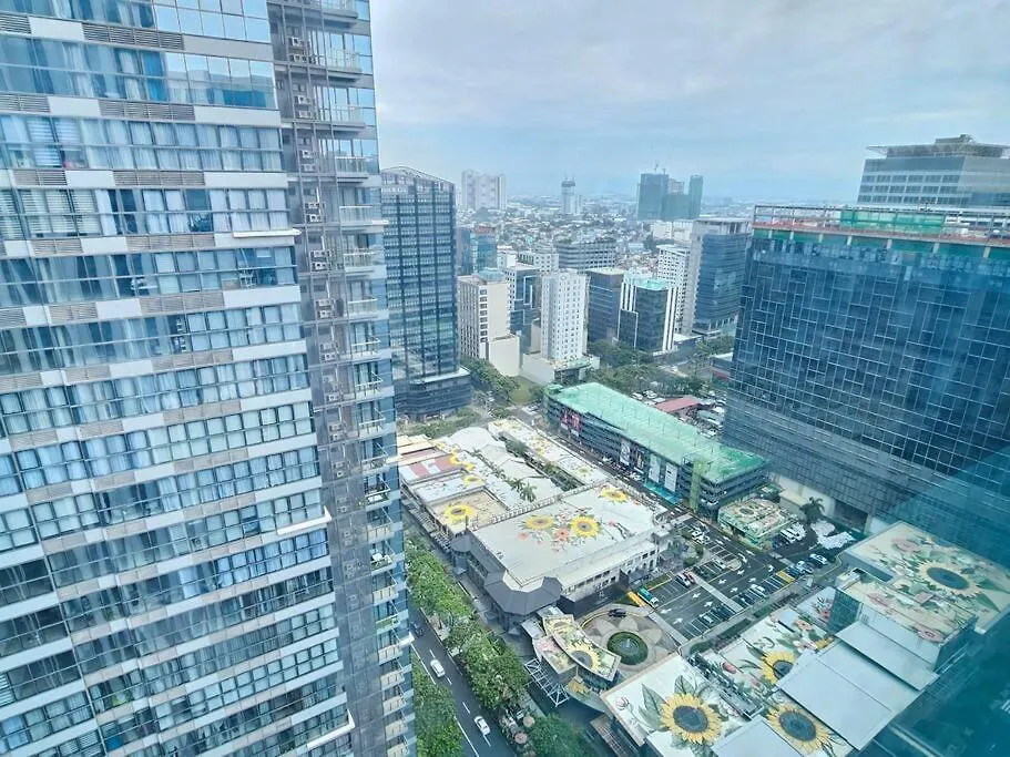 Apartment One Uptown Bgc Modern & Spacious, Great Location, 200Mbps & Washer Manila Philippines