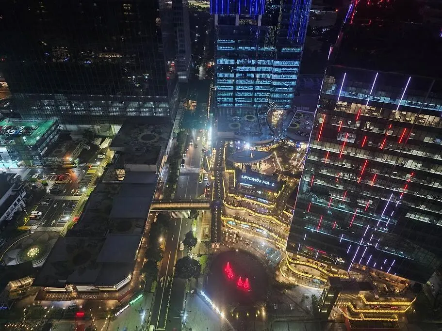 One Uptown Bgc Modern & Spacious, Great Location, 200Mbps & Washer Manila 0*,  Philippines